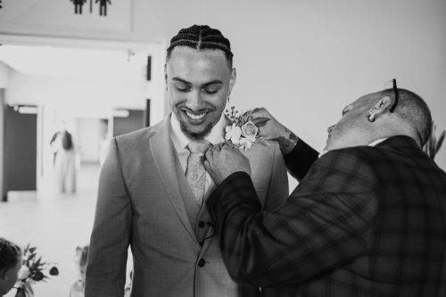 mobile - carousel-hero-element image-4